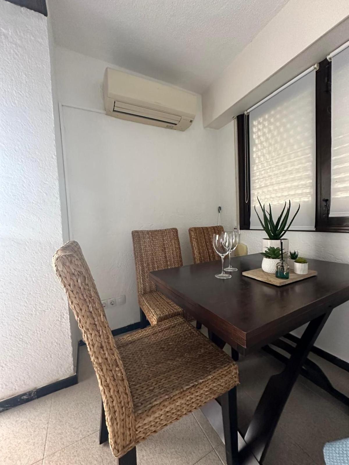 Torre Azafata Apartment Arenales del Sol Luaran gambar