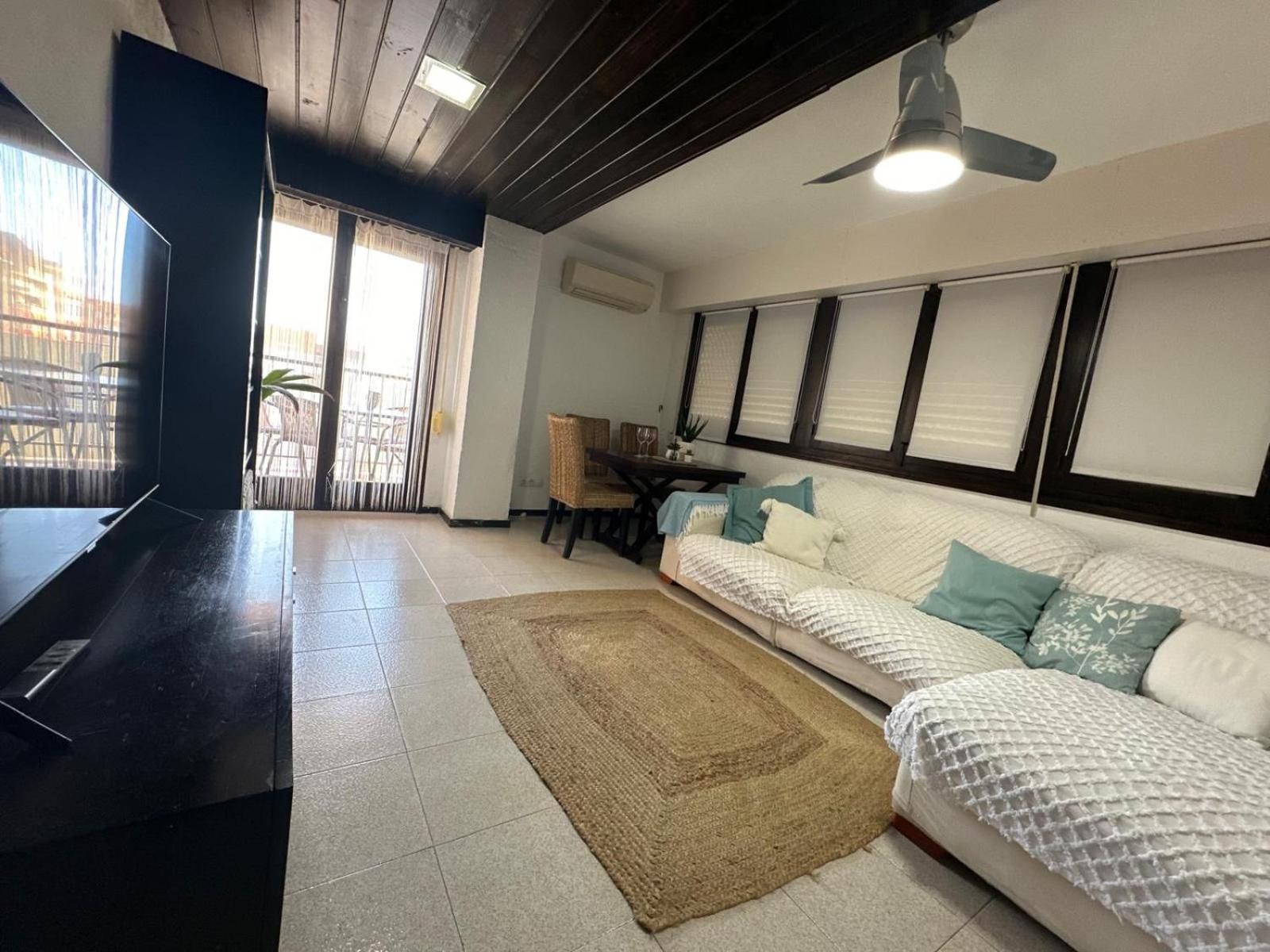 Torre Azafata Apartment Arenales del Sol Luaran gambar